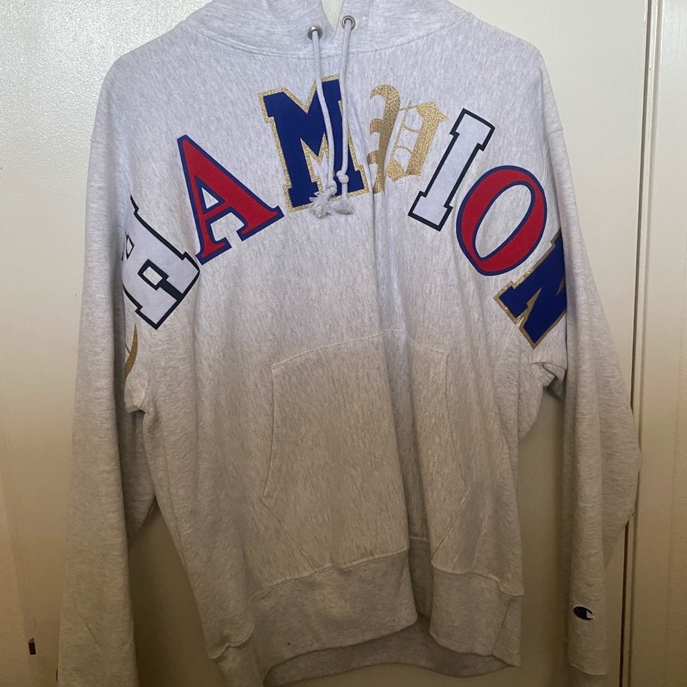 L Champion Hoodie